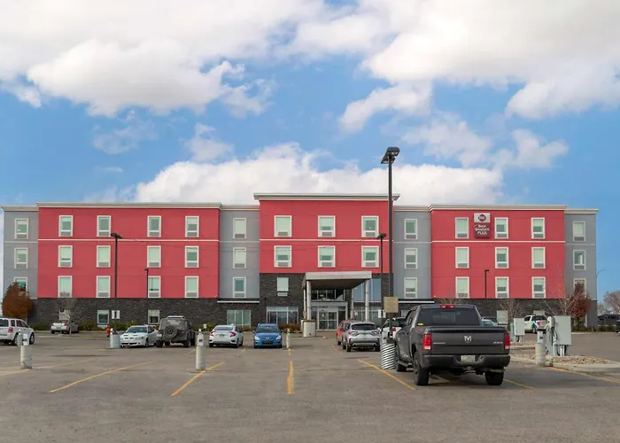 Best Western Plus Airport Inn & Suites
