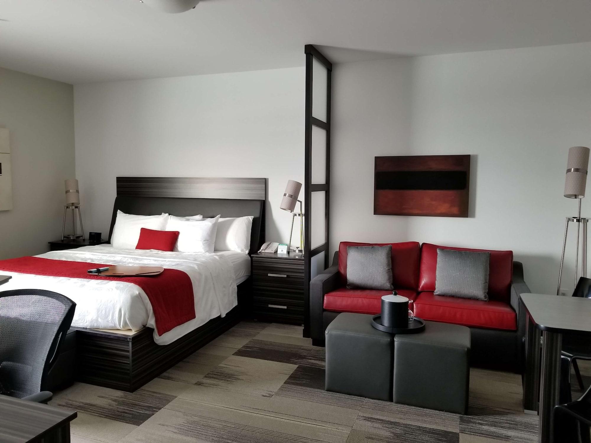 Western Airport & Hotel 3*
