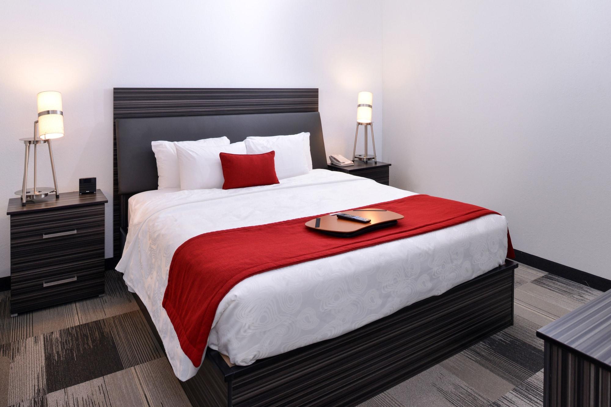Western Airport & Hotel 3*