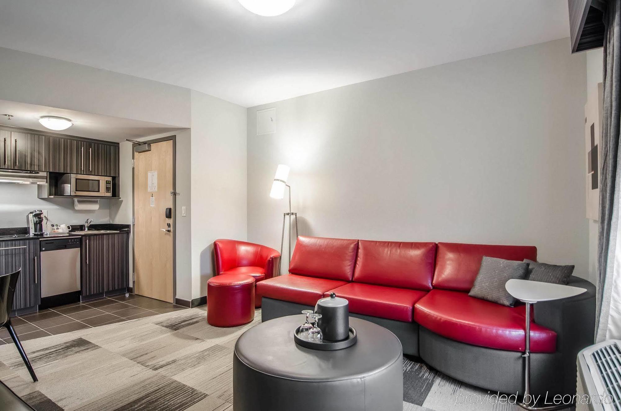 Western Airport & Saskatoon